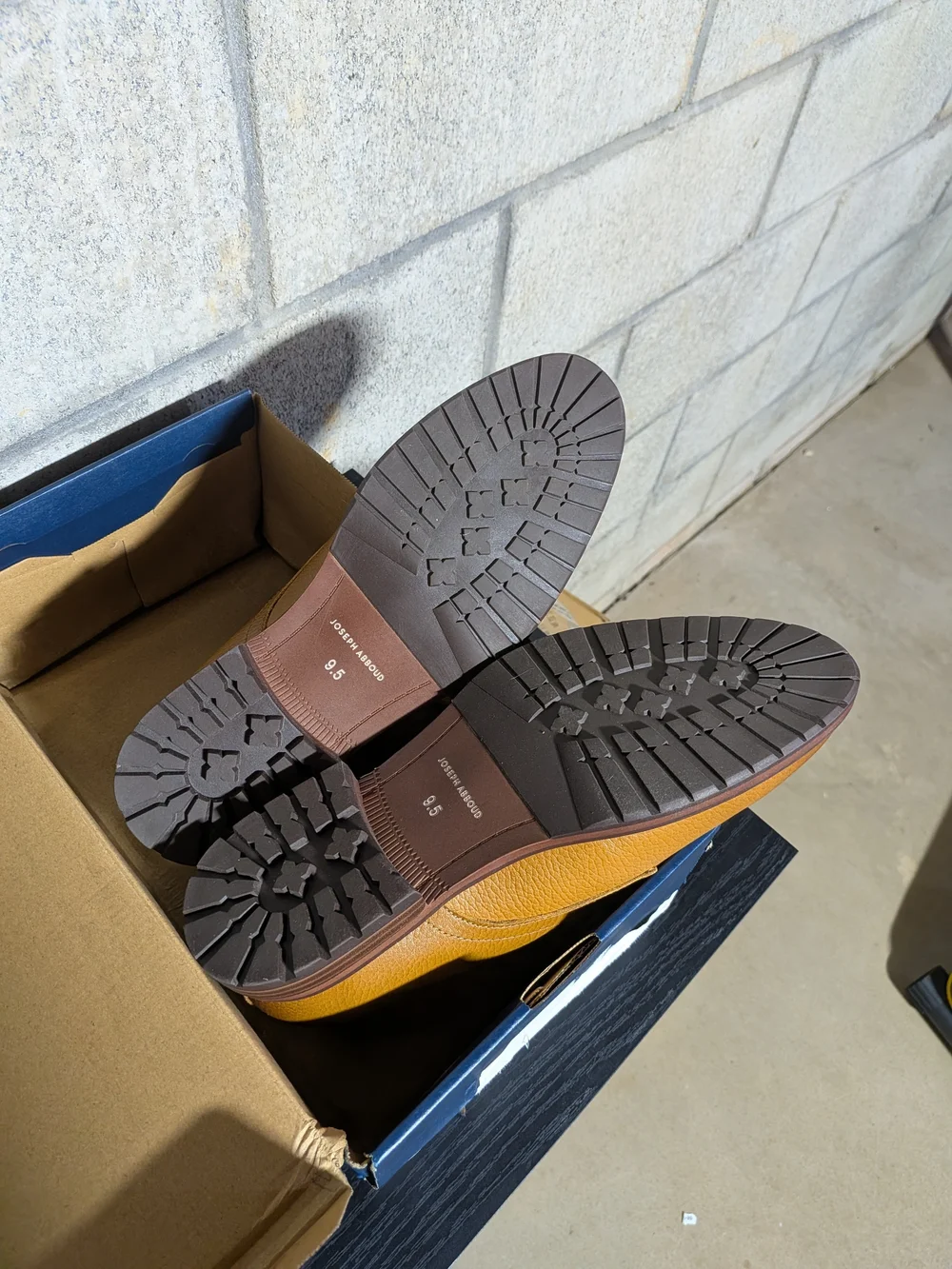 Joseph Abboud Men's Caramel Tan Leather Chukka Boots